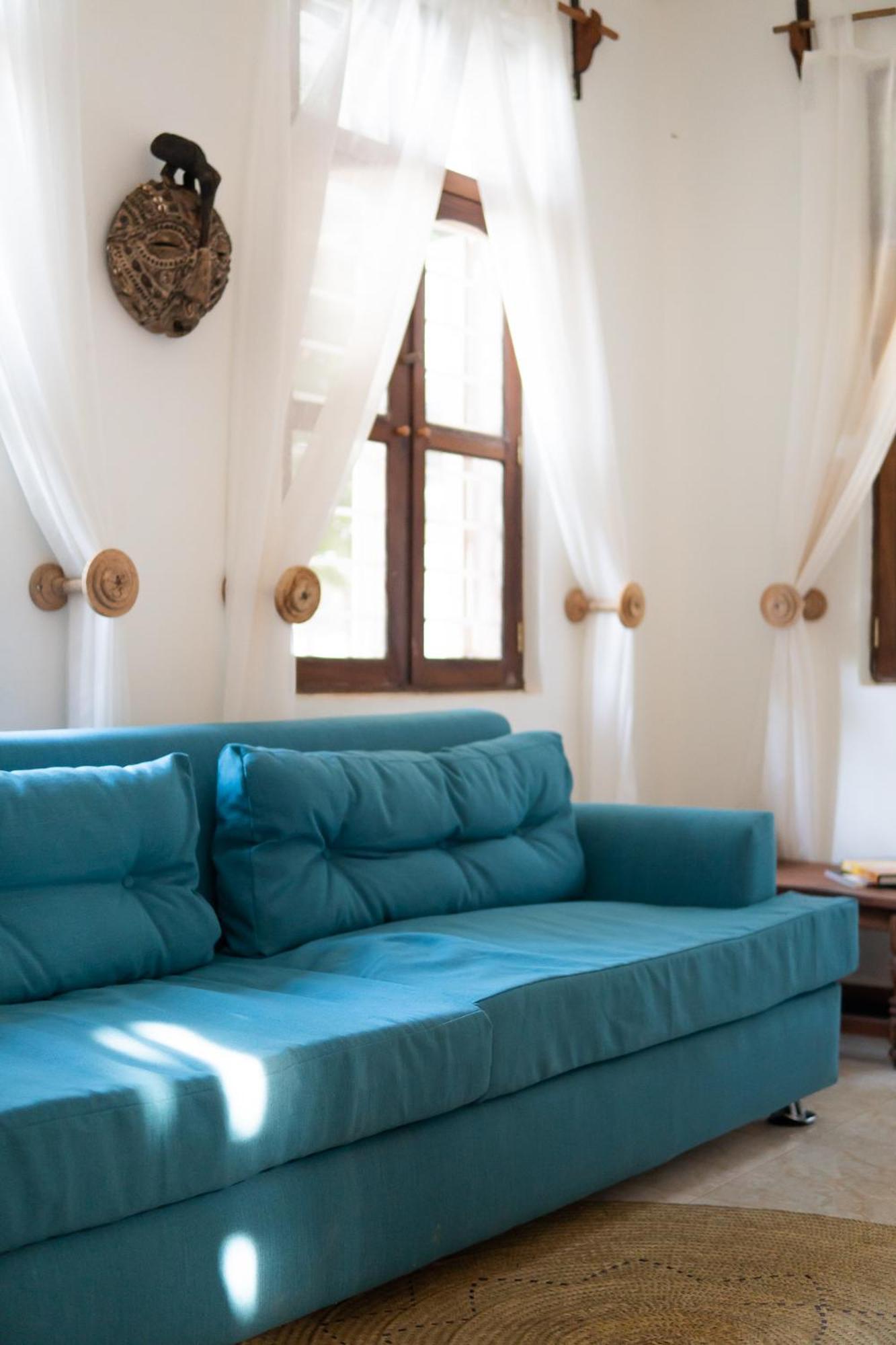 Kima Serviced Beach House & Suites Буейю Екстериор снимка