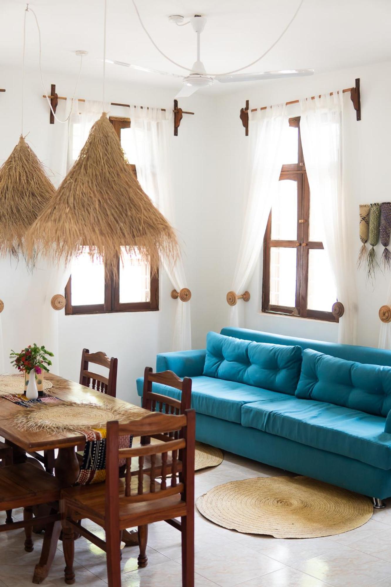 Kima Serviced Beach House & Suites Буейю Екстериор снимка