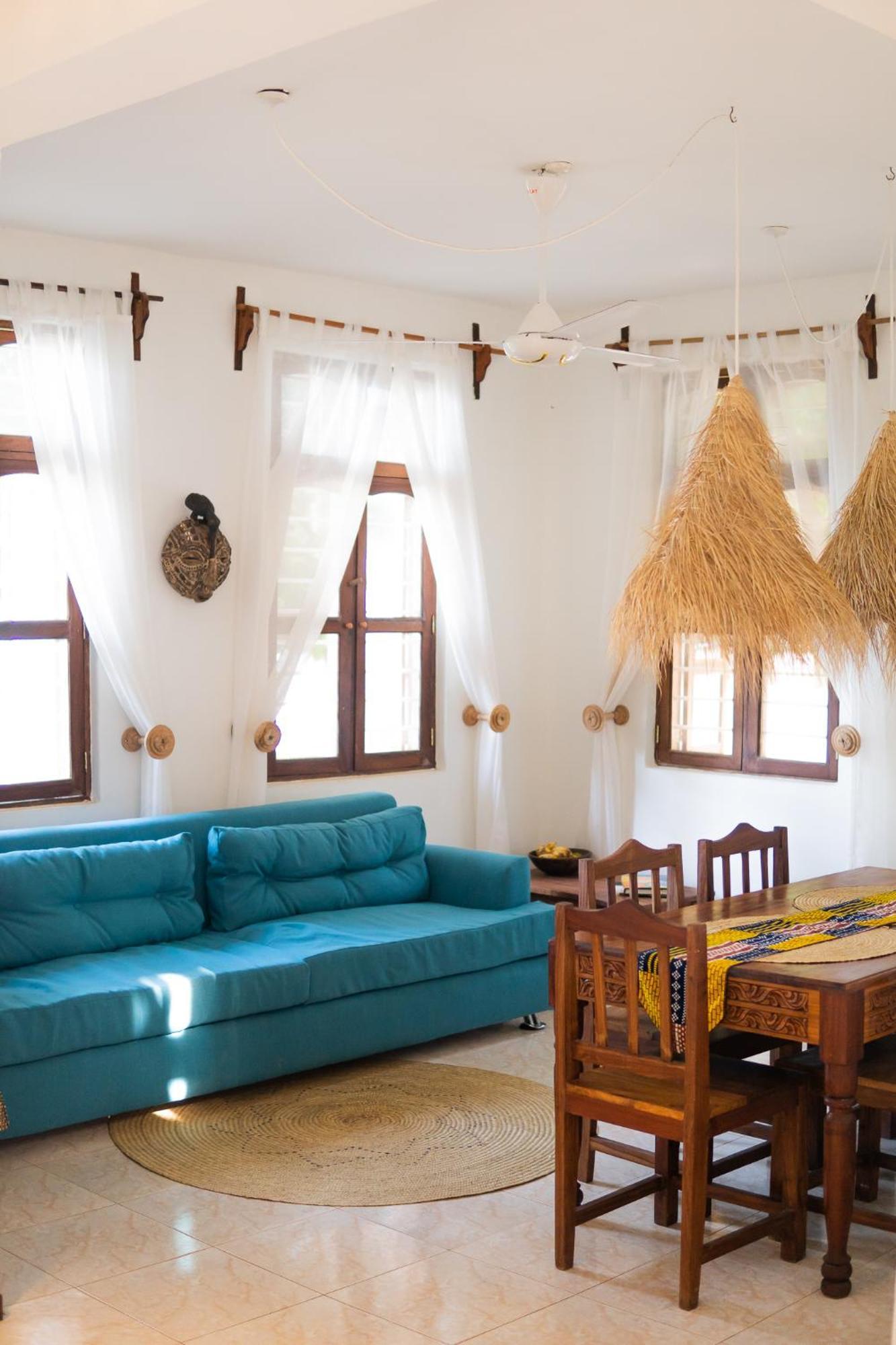 Kima Serviced Beach House & Suites Буейю Екстериор снимка